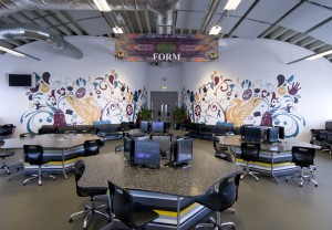 double-sided-hanging-banners-and-wall-vinyls-1